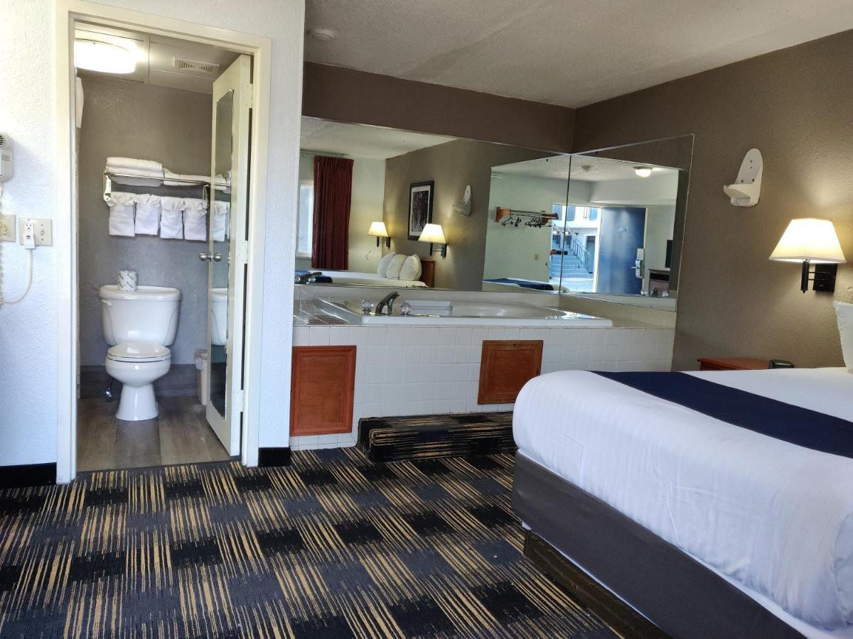 Motel Cedar Cove Sandusky Exterior foto
