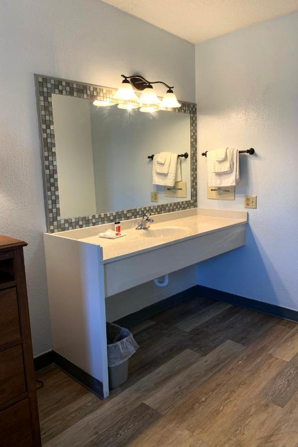 Motel Cedar Cove Sandusky Exterior foto