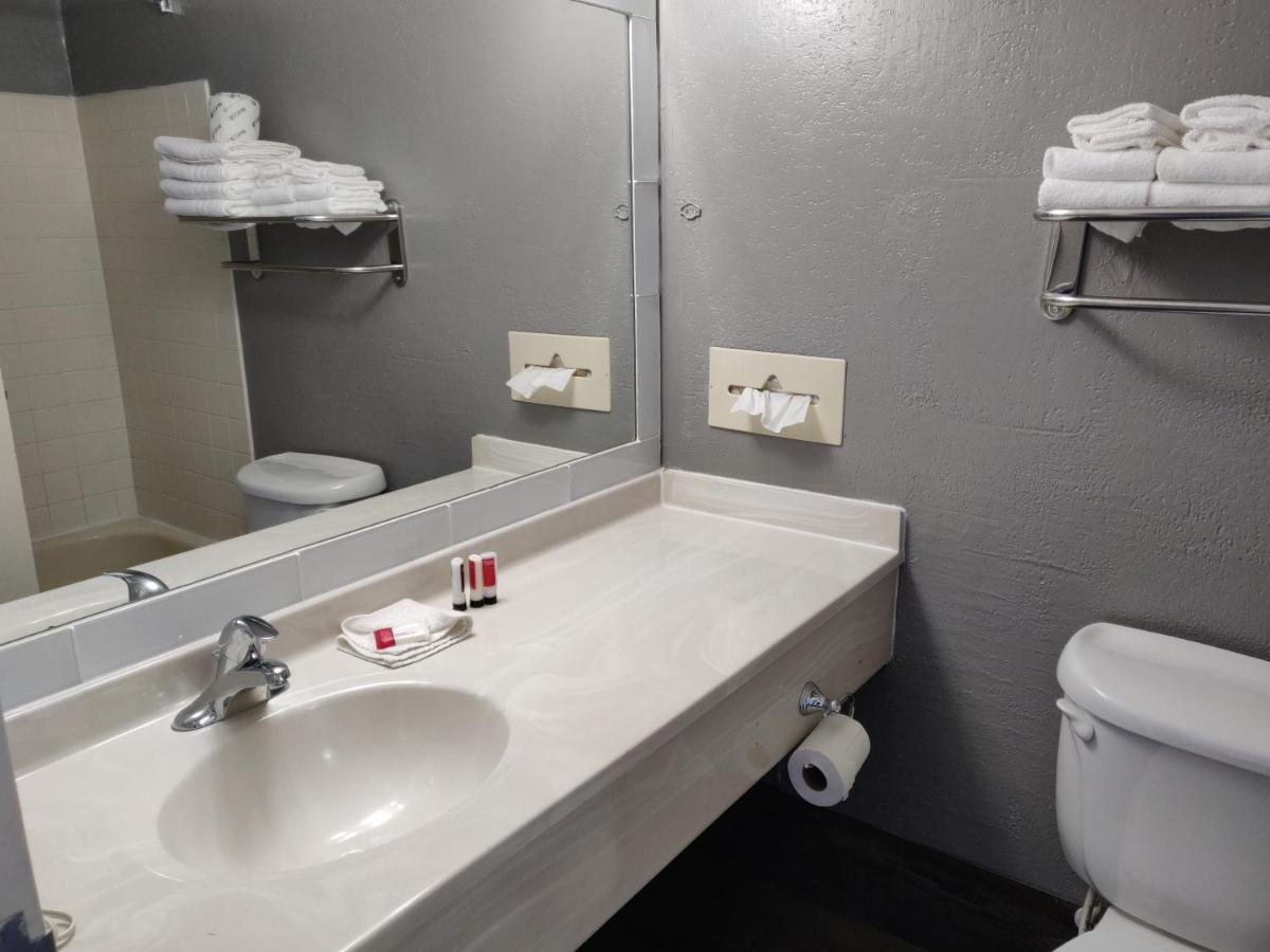 Motel Cedar Cove Sandusky Exterior foto