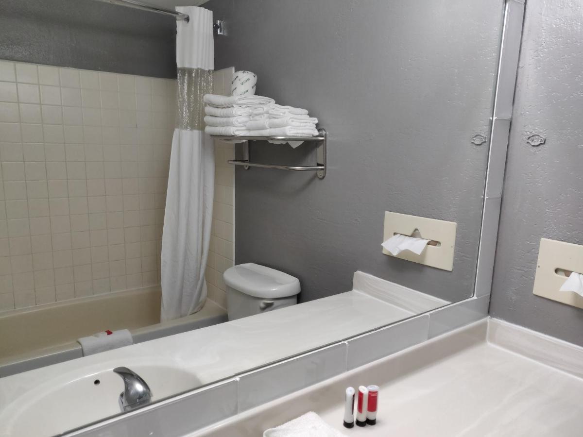 Motel Cedar Cove Sandusky Exterior foto