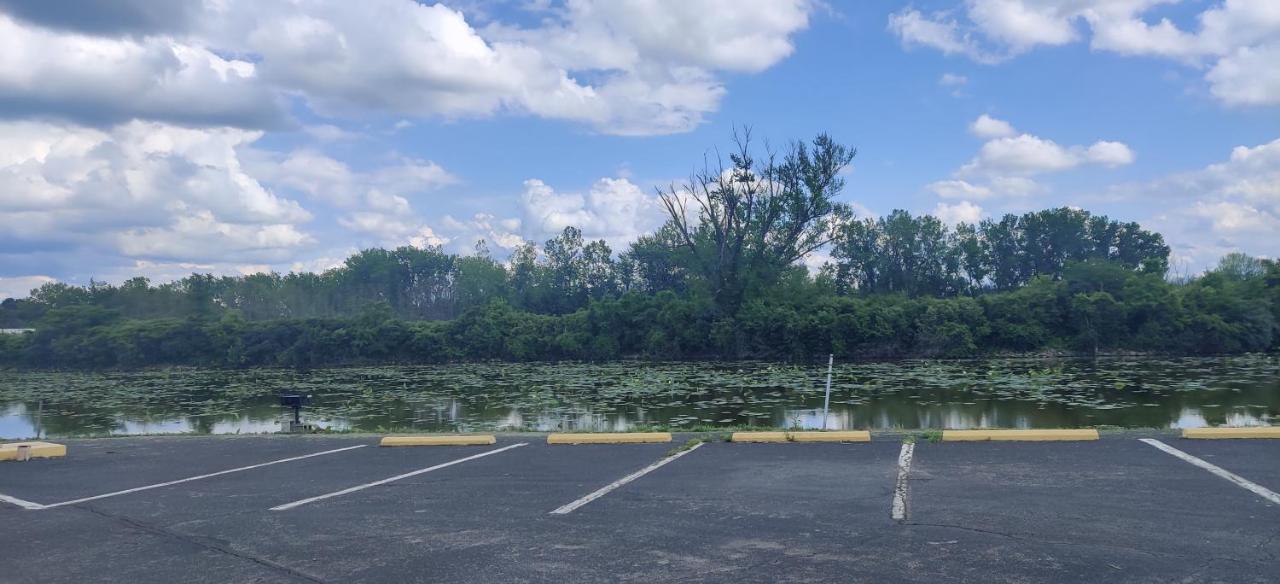 Motel Cedar Cove Sandusky Exterior foto