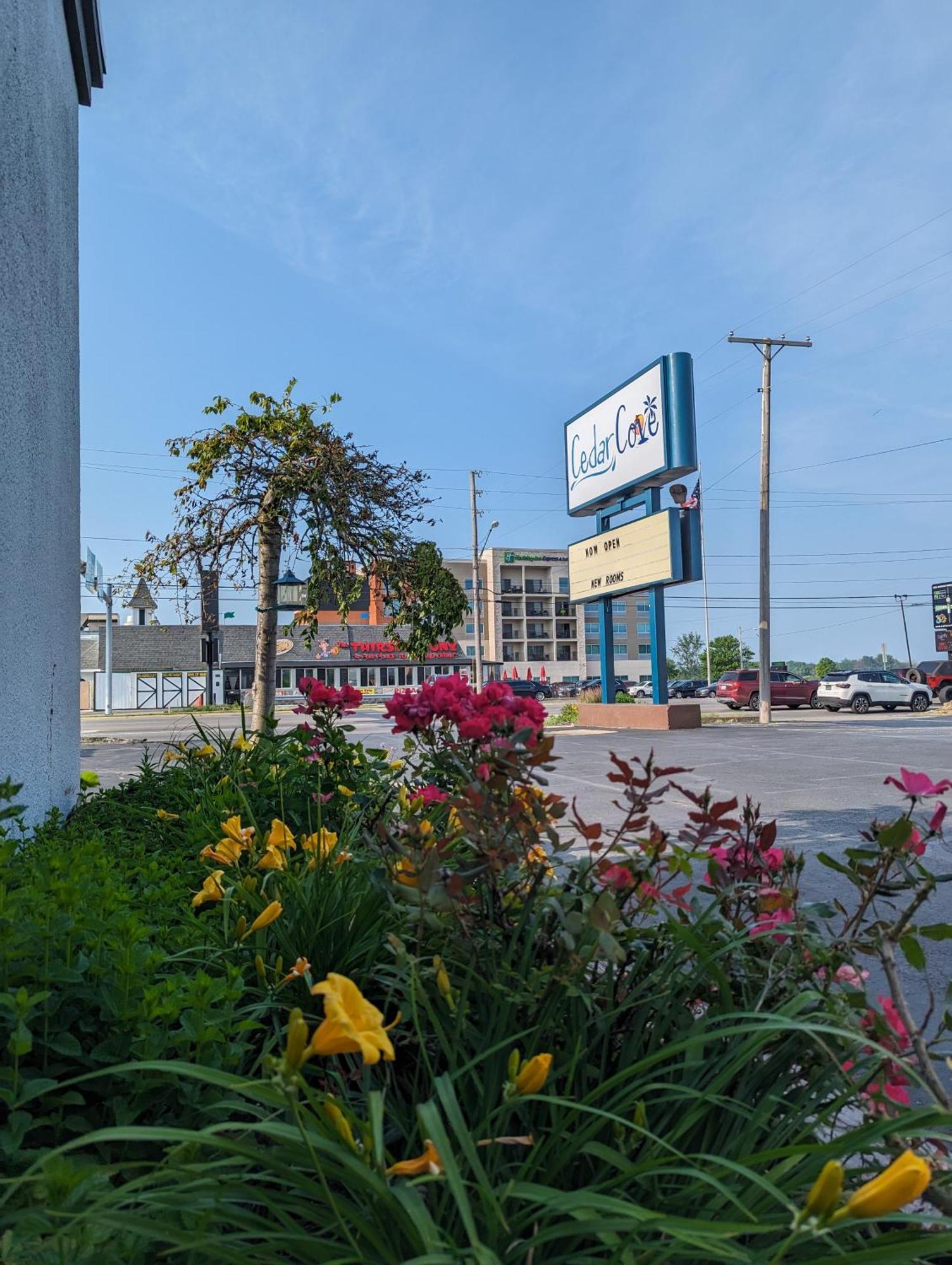 Motel Cedar Cove Sandusky Exterior foto
